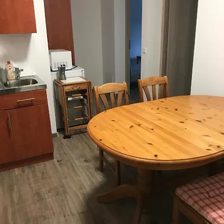 Balaton Panzio Bed & Breakfast Gyenesdias
